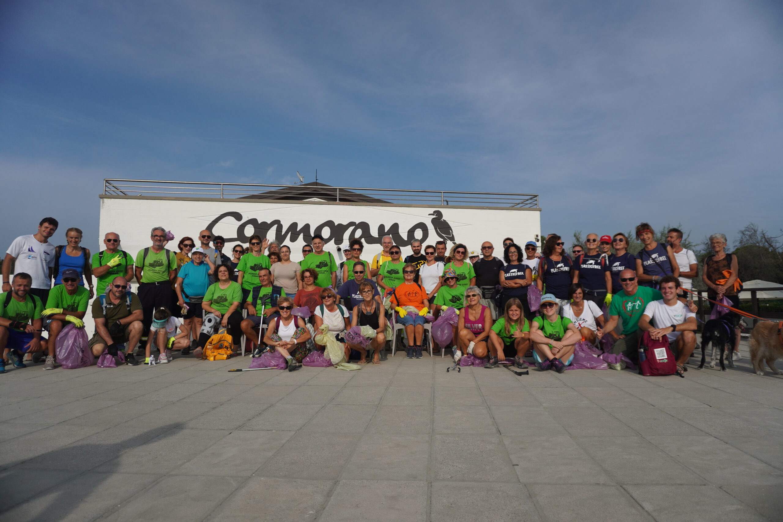 FOTO – Raccolta insieme per il creato – Lido di Volano